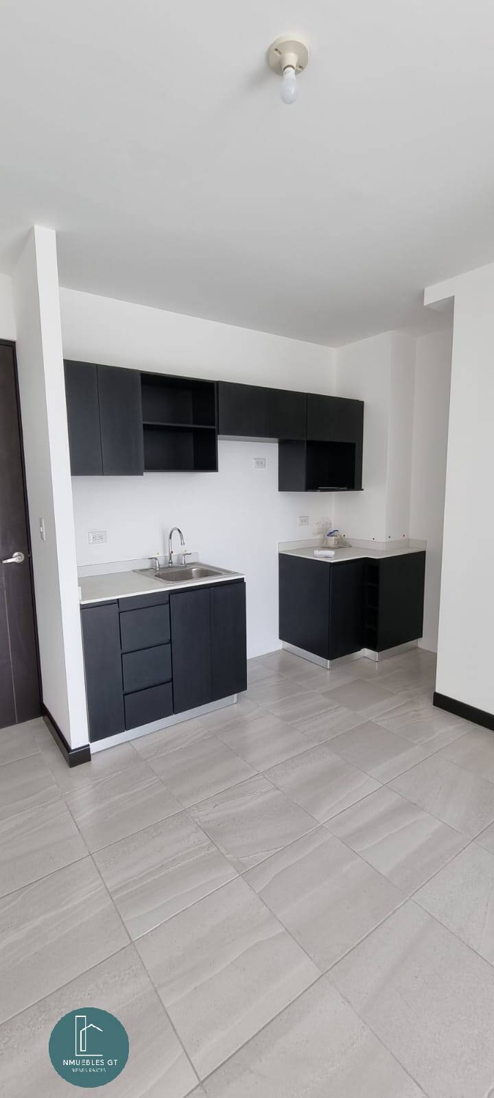 Apartamento en RENTA zona 1 - Image 2