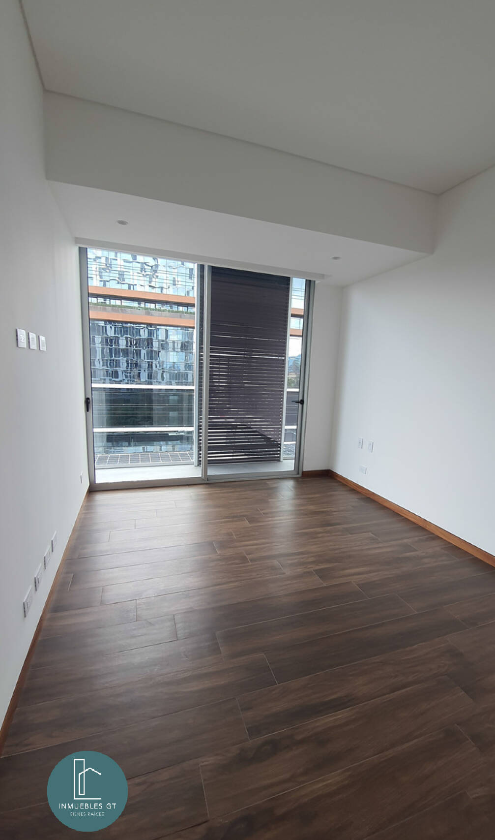 Apartamento en RENTA zona 10 - AVIA - Miniatura 7