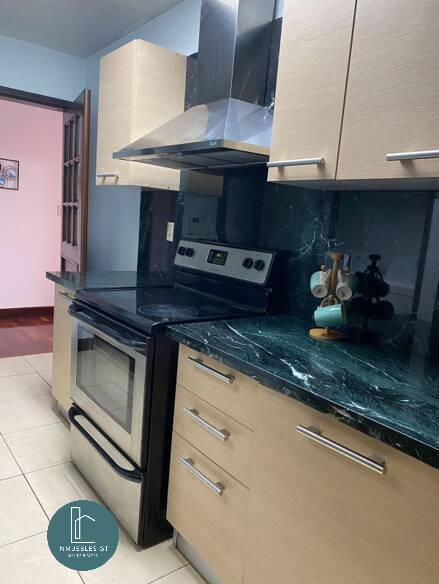 Apartamento en Renta en zona 10 - Edificio Santa María - Image 3