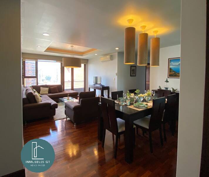 Apartamento en Renta en zona 10 - Edificio Santa María - Image 1