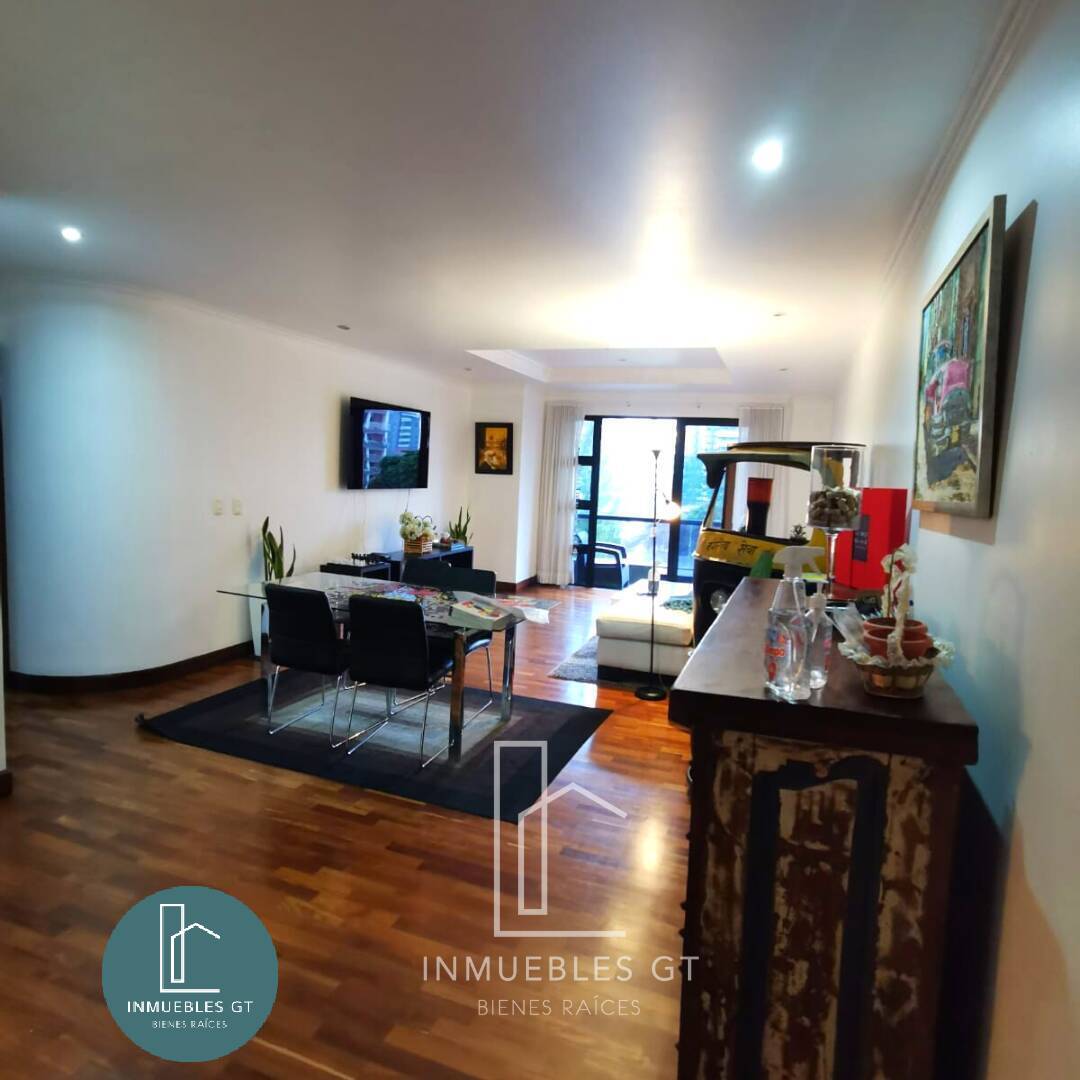 Apartamento en VENTA en zona 10 - Image 1