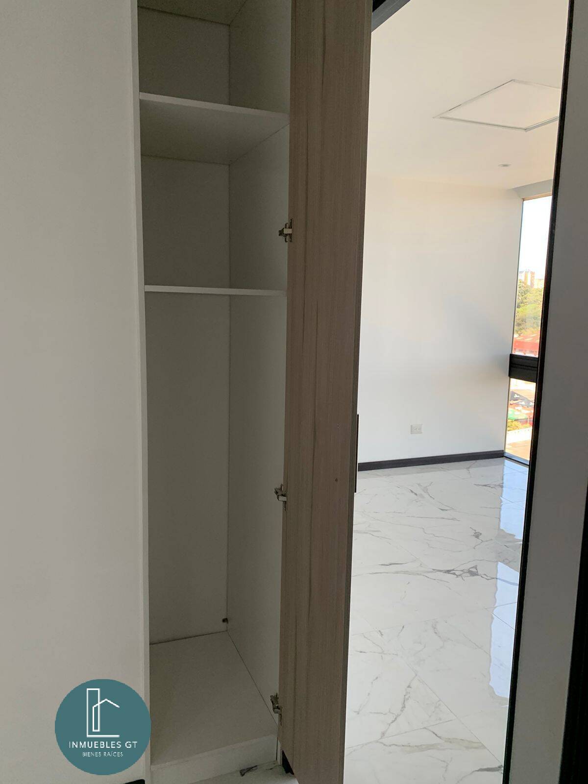 Clínicas en RENTA en zona 10 - Renovati - Miniatura 8