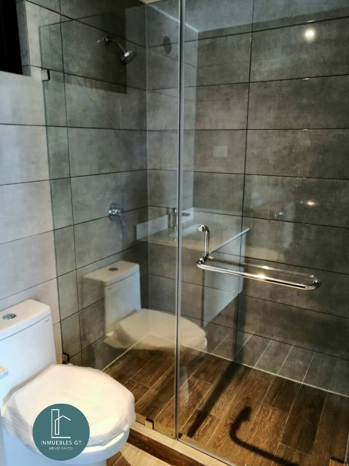 Apartamento en RENTA en zona 15 - Parque 15 - Image 3
