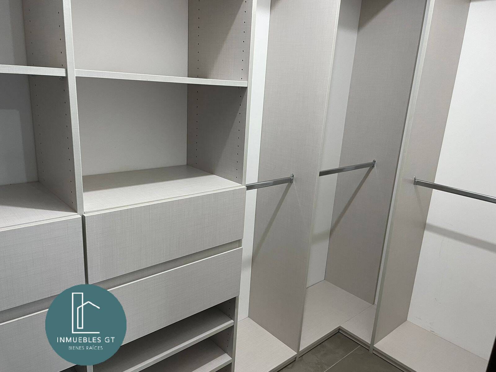 Apartamento en RENTA O VENTA en zona 14 - Albero 14 - Miniatura 9