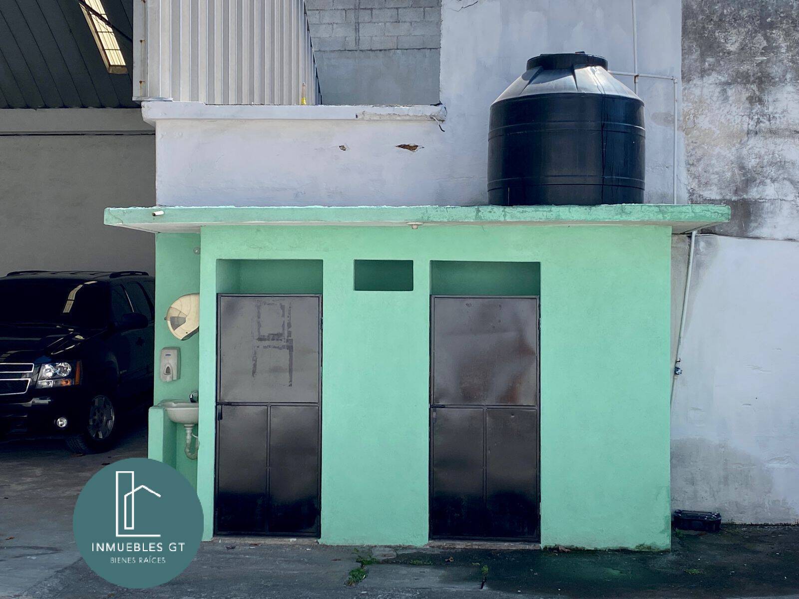 Predio/Bodega en RENTA en Zona 1 - Image 3