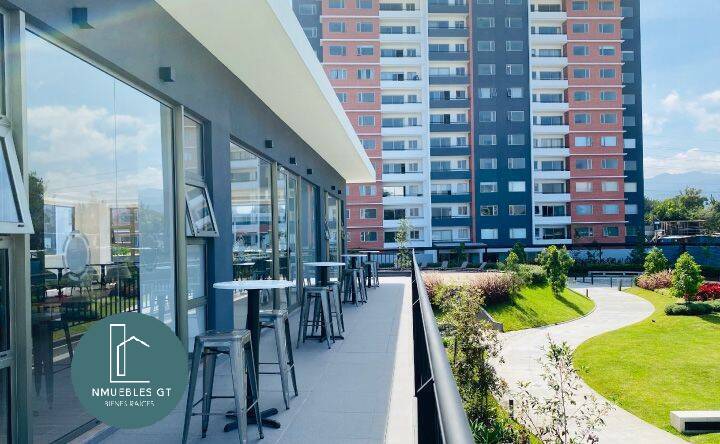 Apartamento en RENTA en zona 14, Complejo Segheria - Miniatura 12