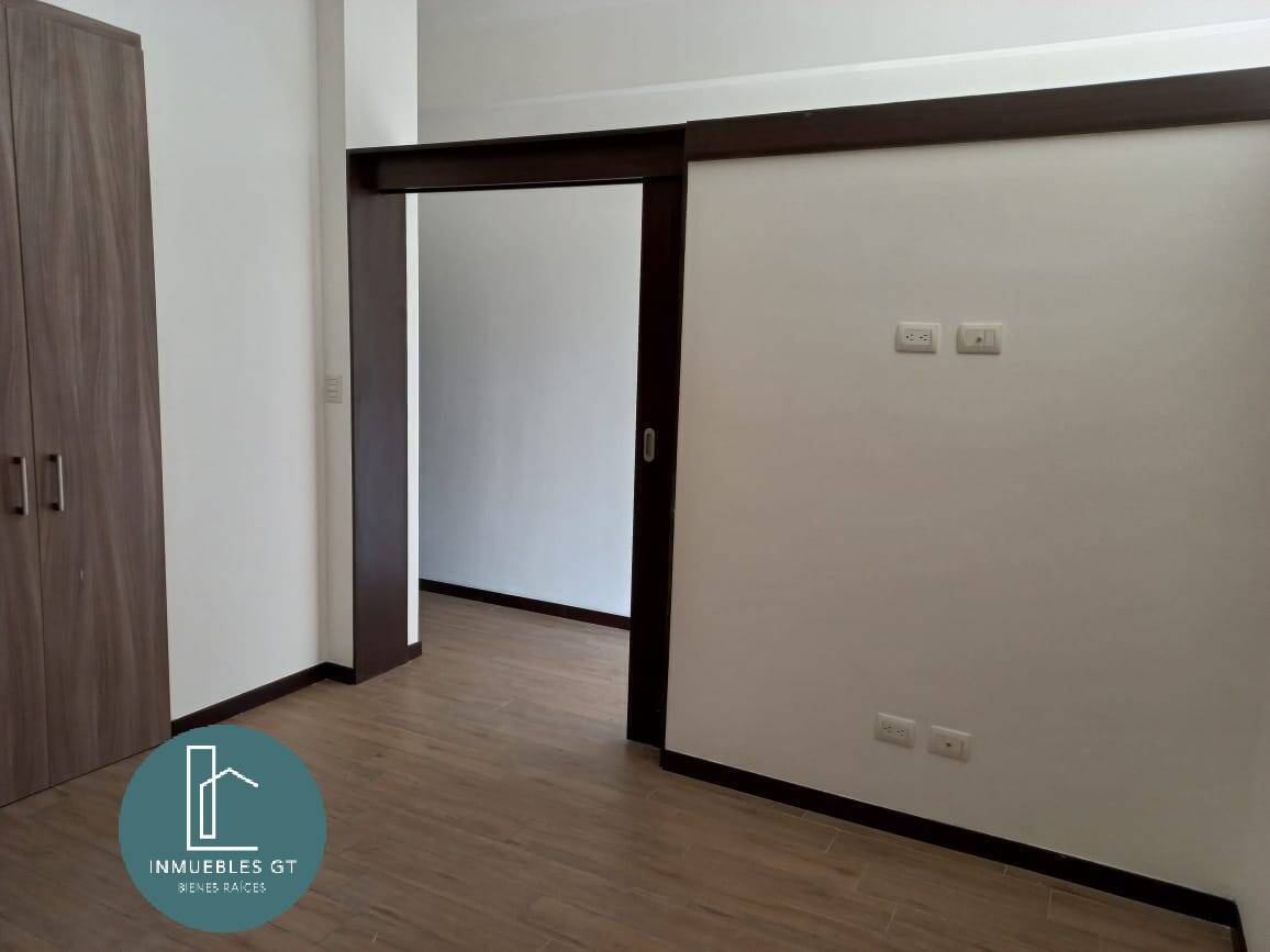 Apartamento en RENTA zona 13, Edificio Casa Américas - Image 4