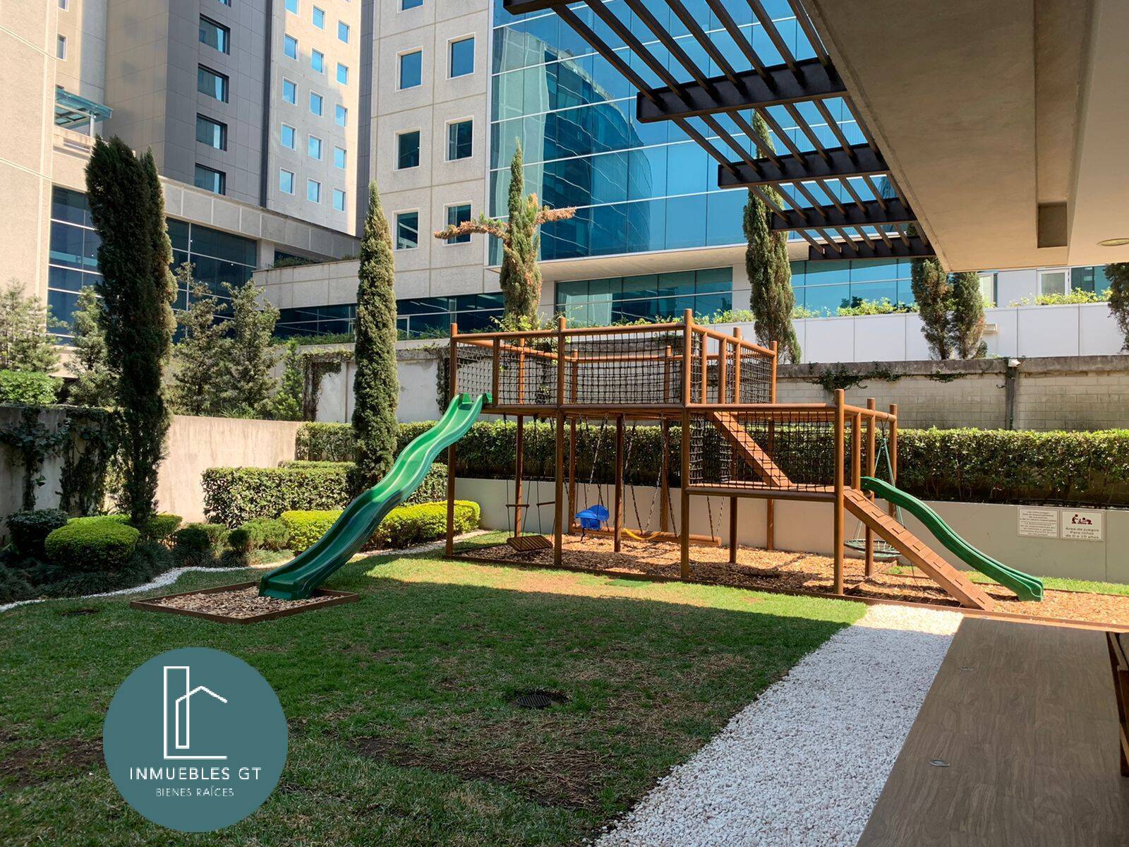 Apartamento en RENTA, zona 10 Próceres - Miniatura 8