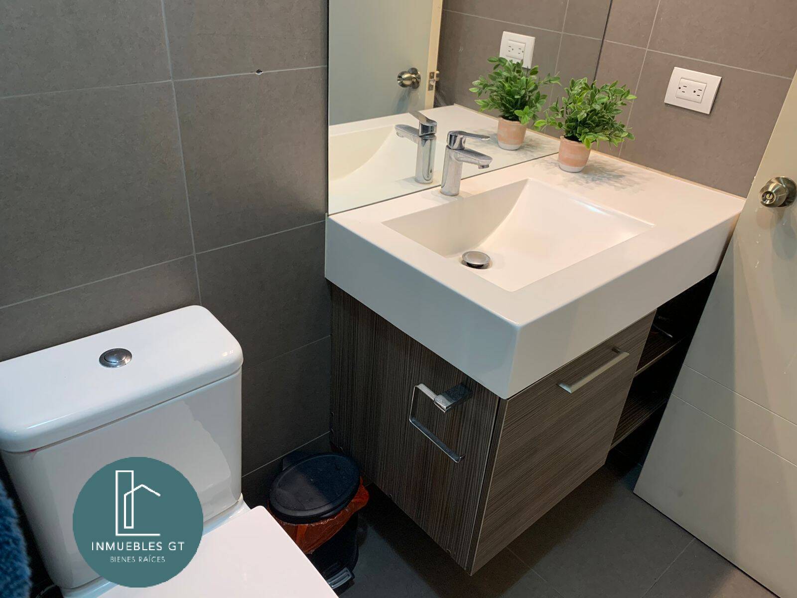 Apartamento en RENTA, zona 10 Próceres - Miniatura 18