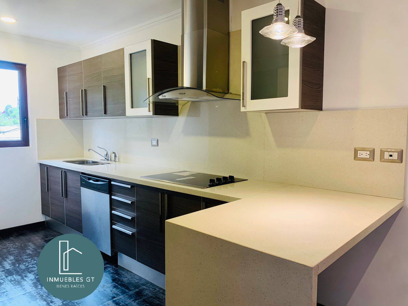 Apartamento en RENTA en zona 10 - Edificio Vivenza - Miniatura 7