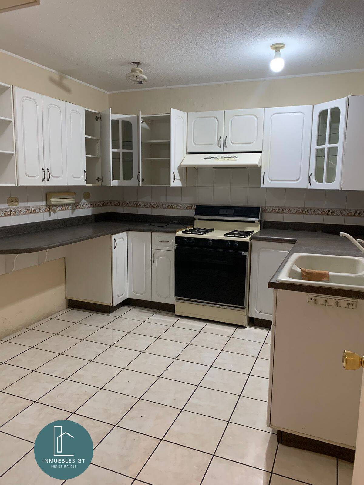 Casa en VENTA en zona 15 - Miniatura 10