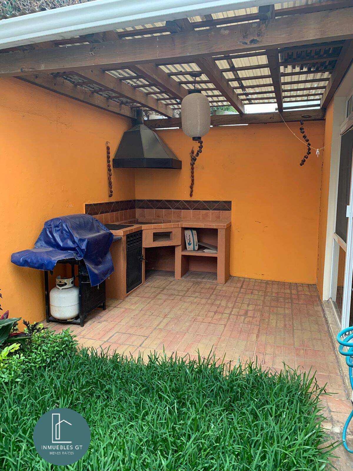Casa en VENTA en zona 15 - Miniatura 9