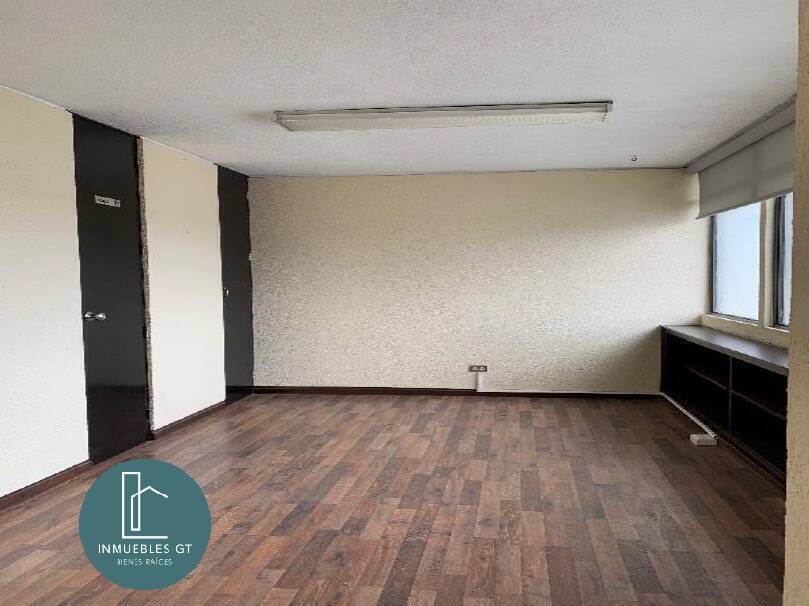 Oficina en VENTA zona 9 - Miniatura 4