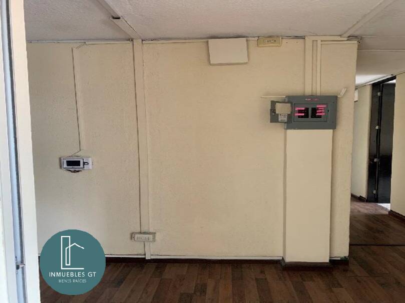 Oficina en VENTA zona 9 - Miniatura 5