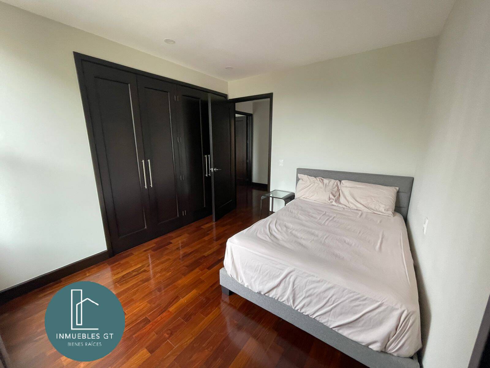Apartamento amueblado en RENTA zona 14 - Miniatura 33