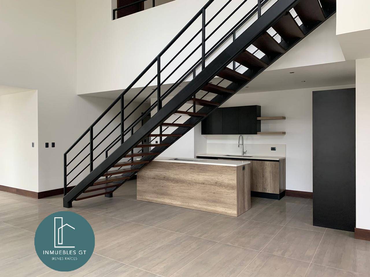 Apartamento estilo LOFT en RENTA y VENTA zona 16 - Image 3