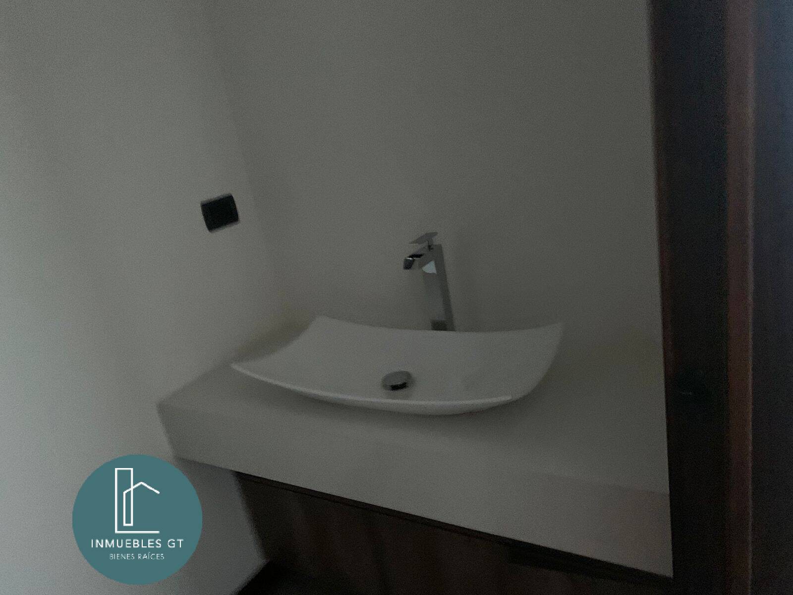Apartamento estilo LOFT en RENTA y VENTA zona 16 - Image 4