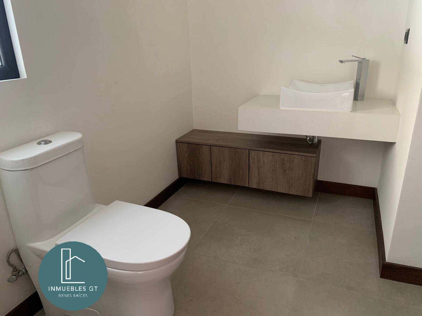 Apartamento estilo LOFT en RENTA y VENTA zona 16 - Miniatura 24