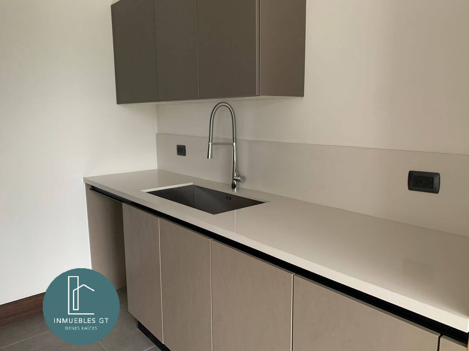 Apartamento en VENTA estilo LOFT zona 16 - Miniatura 13