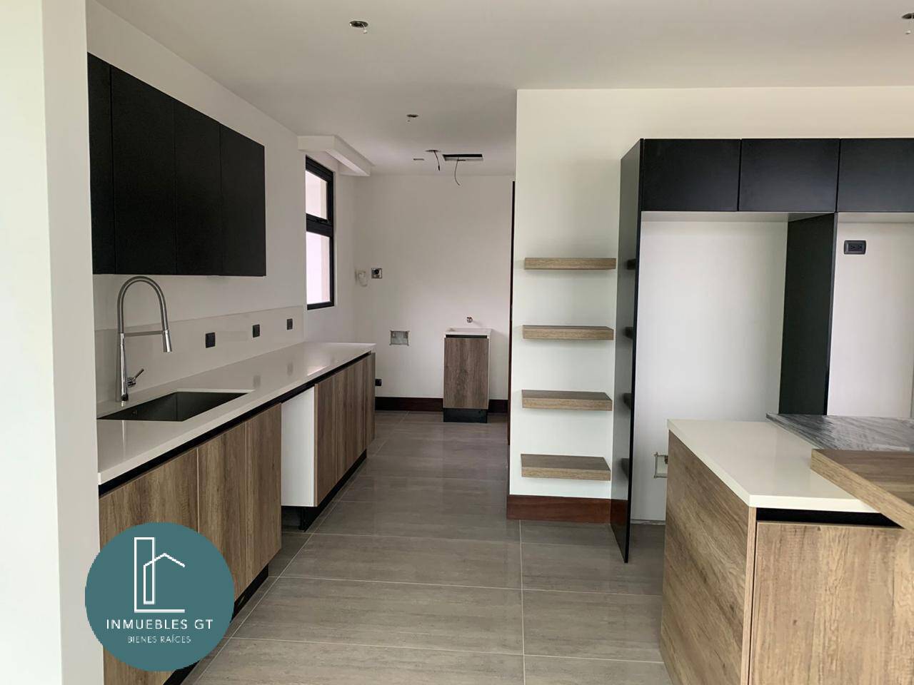 Apartamento en VENTA zona 16 - Miniatura 11