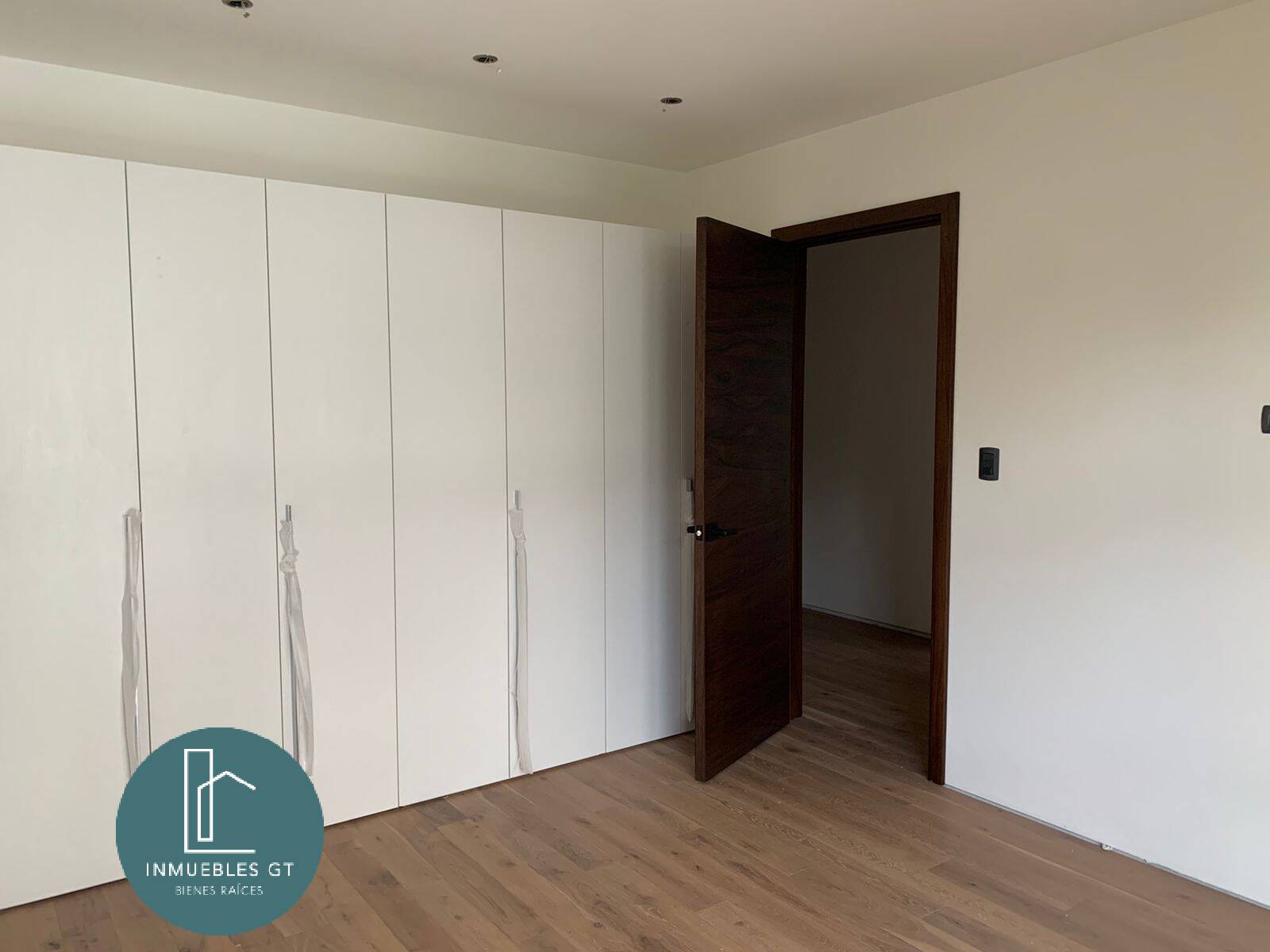 Apartamento en VENTA zona 16 - Miniatura 23