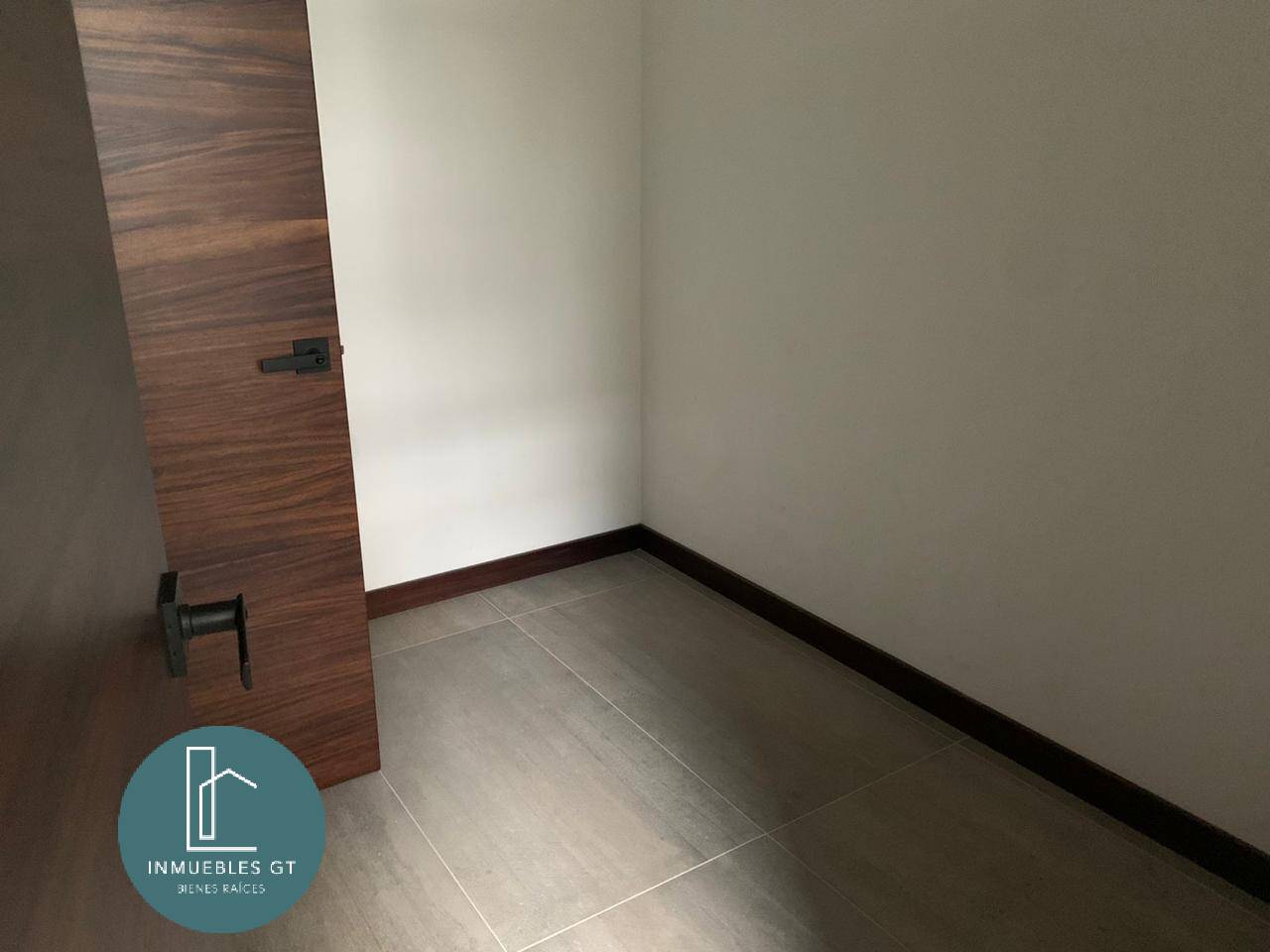 Apartamento en VENTA zona 16 - Miniatura 10
