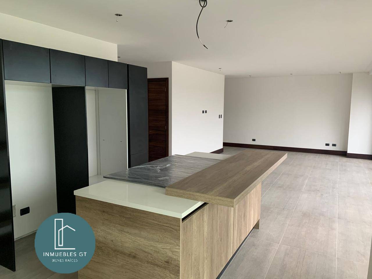 Apartamento en VENTA zona 16 - Miniatura 12