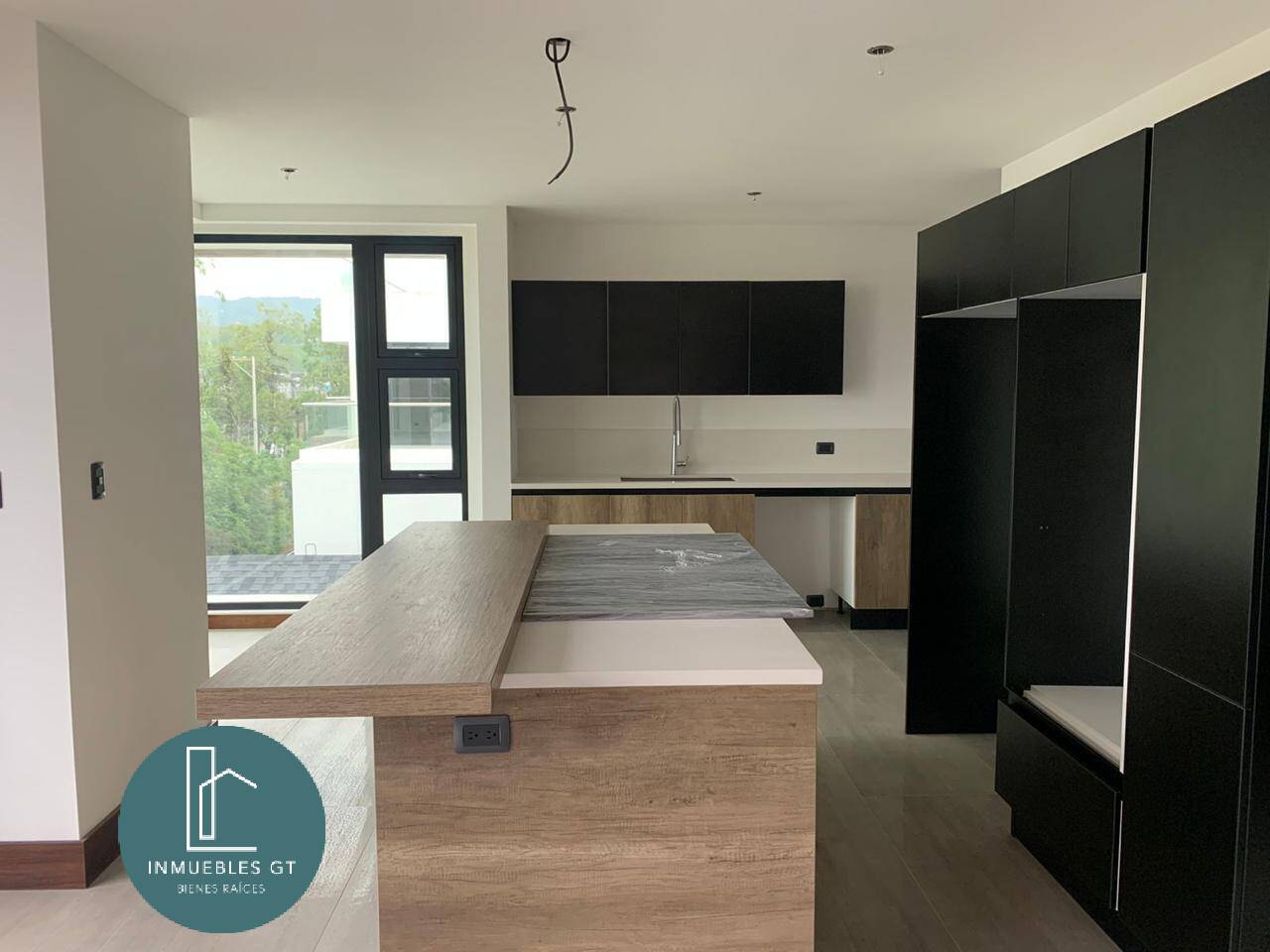 Apartamento en VENTA zona 16 - Miniatura 8