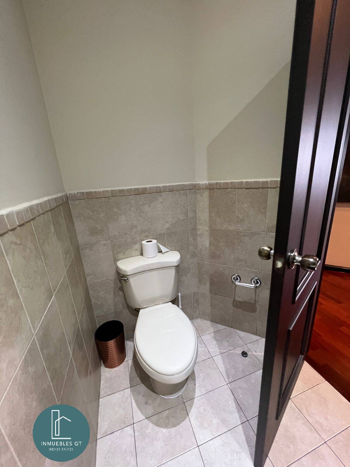 Apartamento en VENTA zona 14 - Miniatura 12