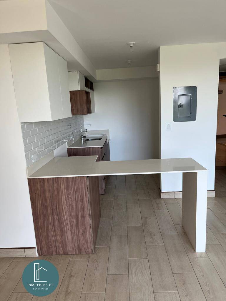 Apartamento en RENTA zona 5 - Image 5