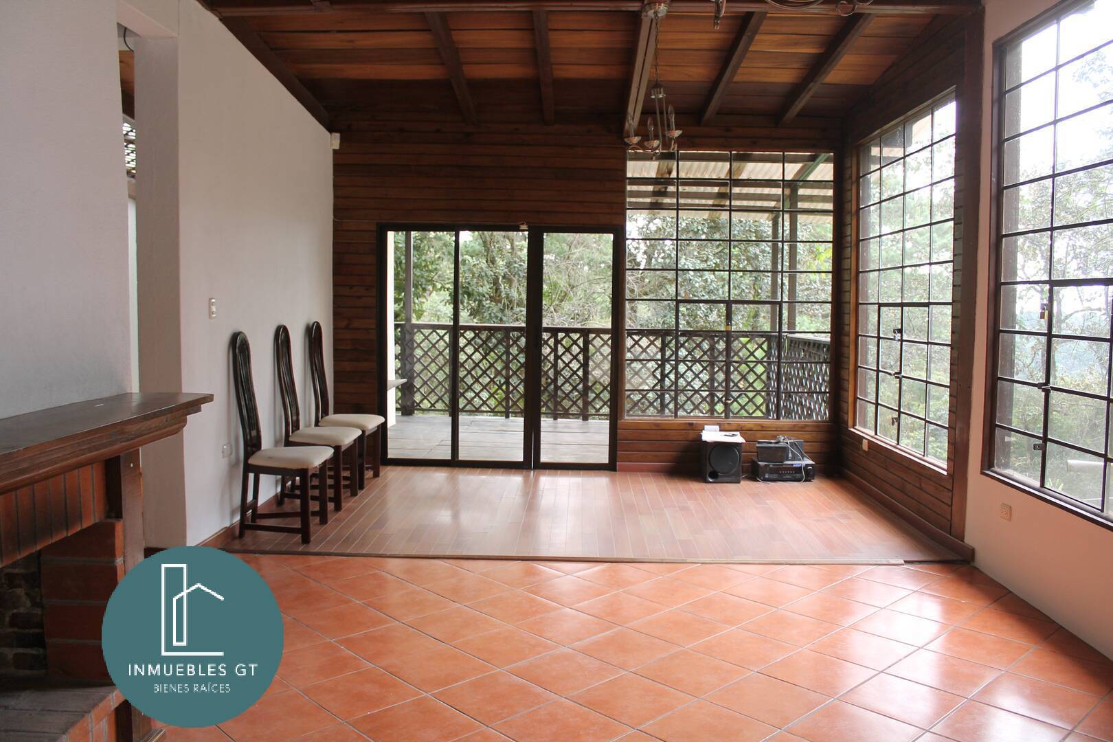 Casas en VENTA en El Encinal Mixco - Image 5