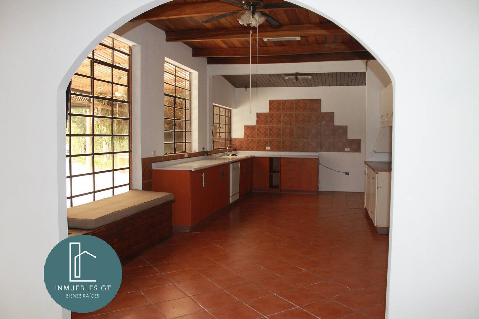 Casas en VENTA en El Encinal Mixco - Miniatura 8