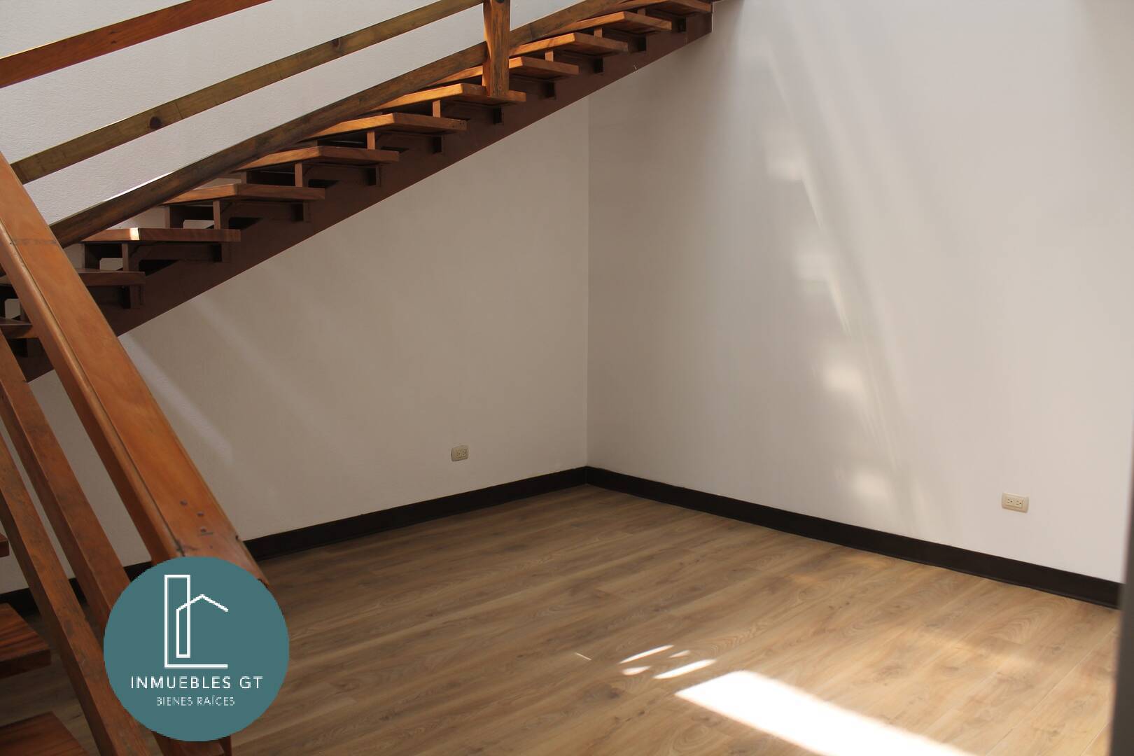 Casas en VENTA en El Encinal Mixco - Miniatura 11
