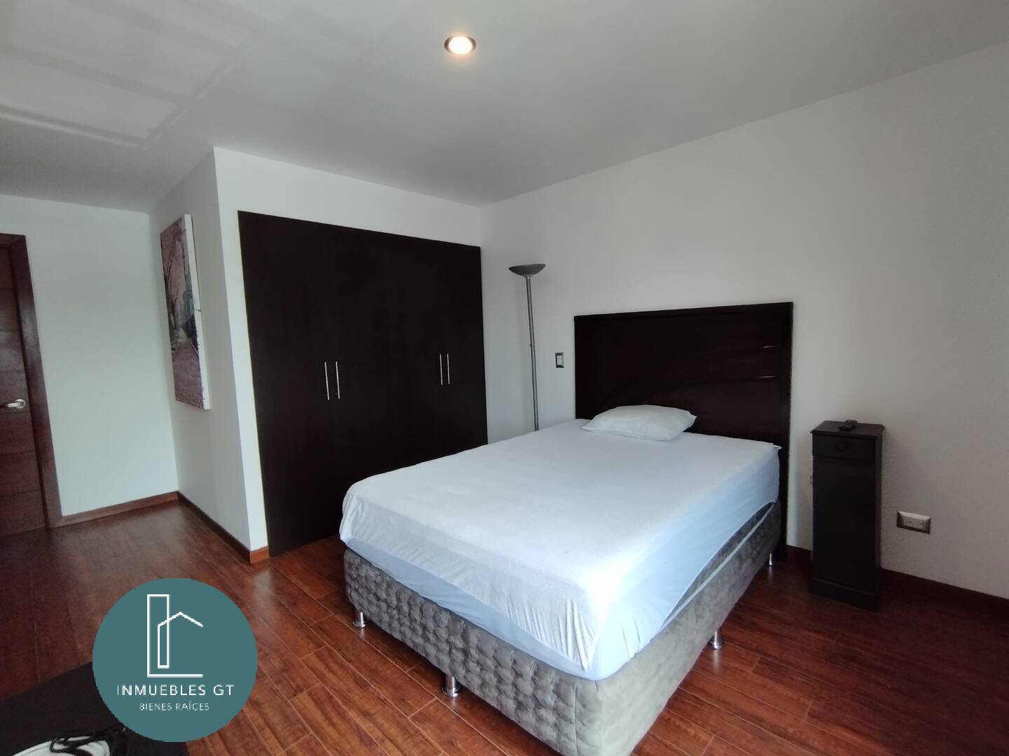 Apartamento en RENTA, Zona 10 Alandra, Ciudad de Guatemala, Guatemala - Miniatura 7