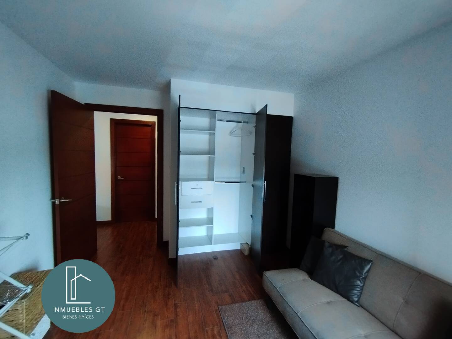 Apartamento en RENTA, Zona 10 Alandra, Ciudad de Guatemala, Guatemala - Miniatura 11