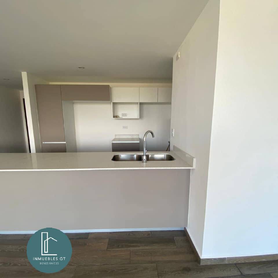 Apartamento en VENTA en Zona 15, Parque 15 - Image 2