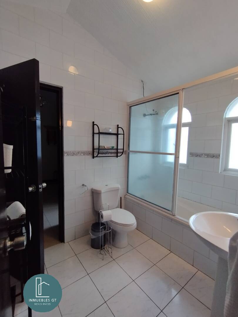 Casa en Venta zona 10 - Miniatura 15