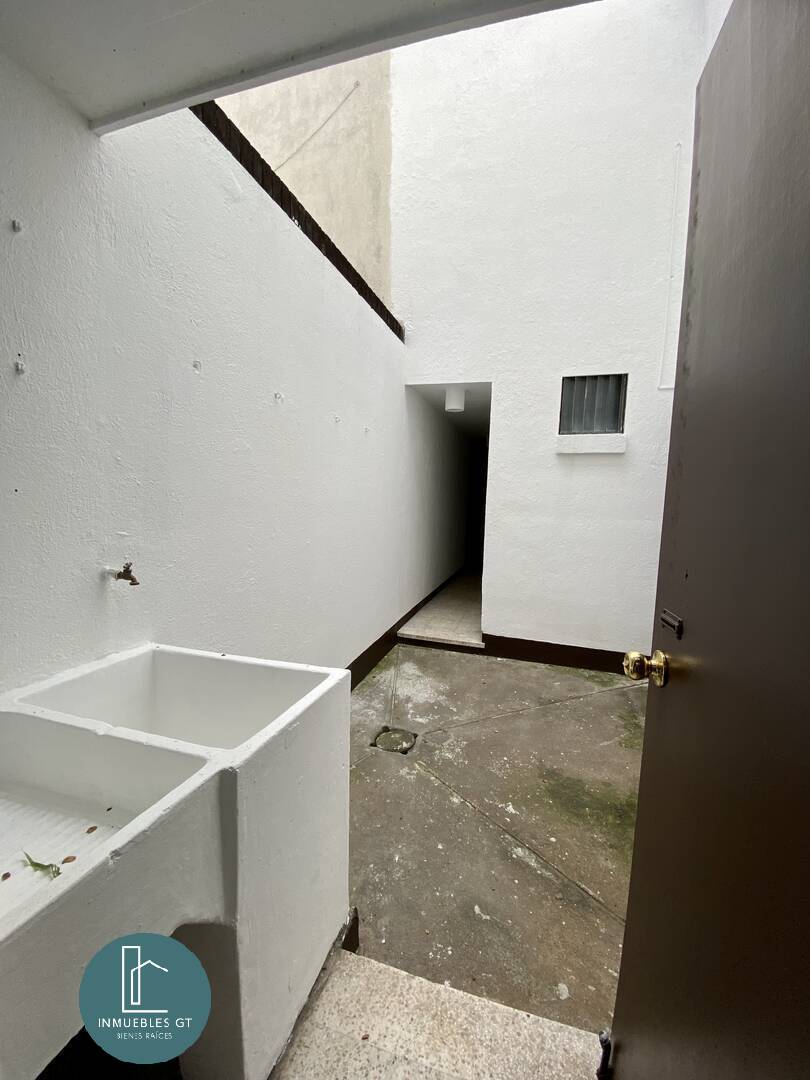 Casa en renta zona 15 Vh1 - Image 3