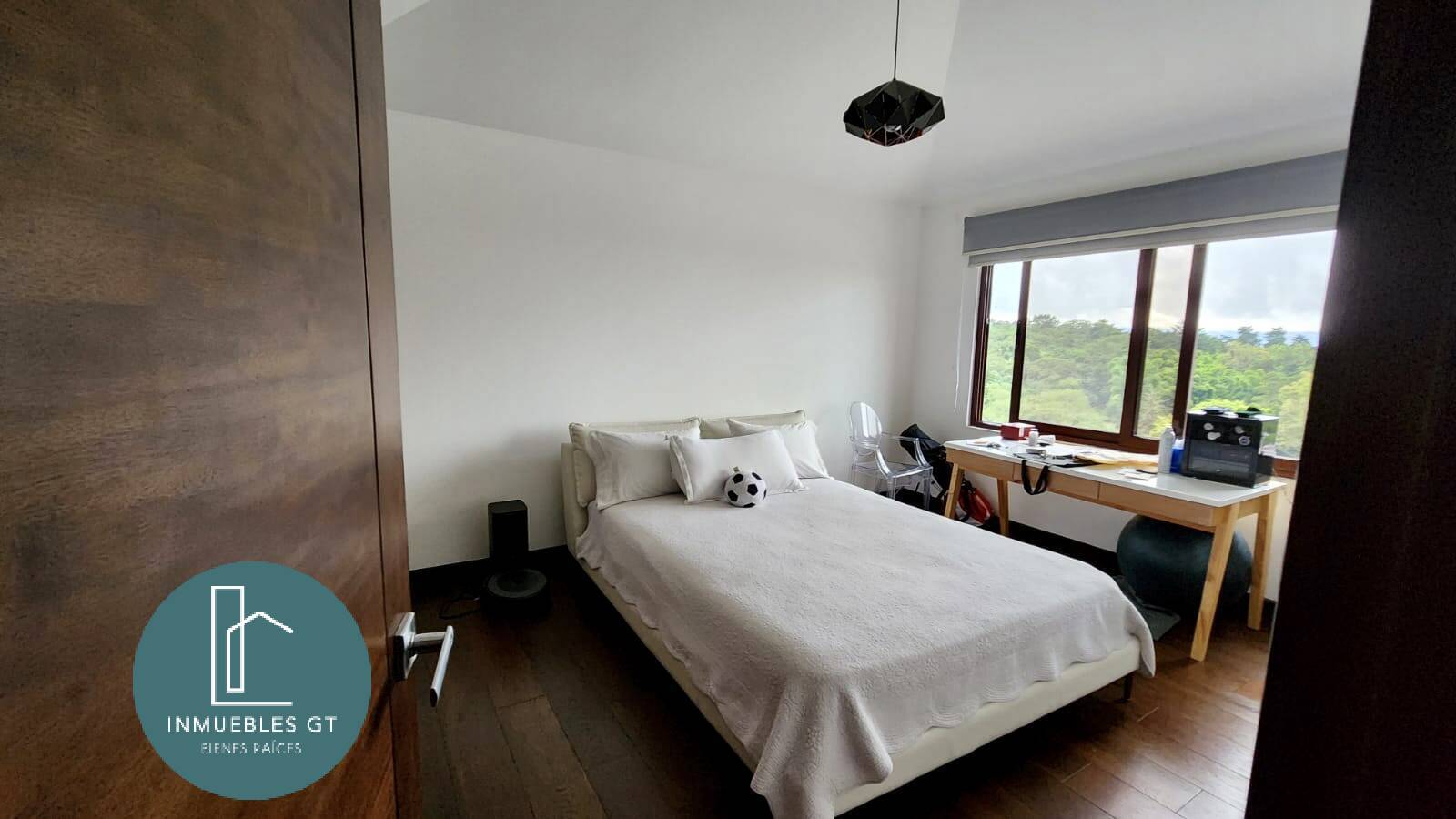 Casa en VENTA zona 16 Lomas de San Isidro - Miniatura 13