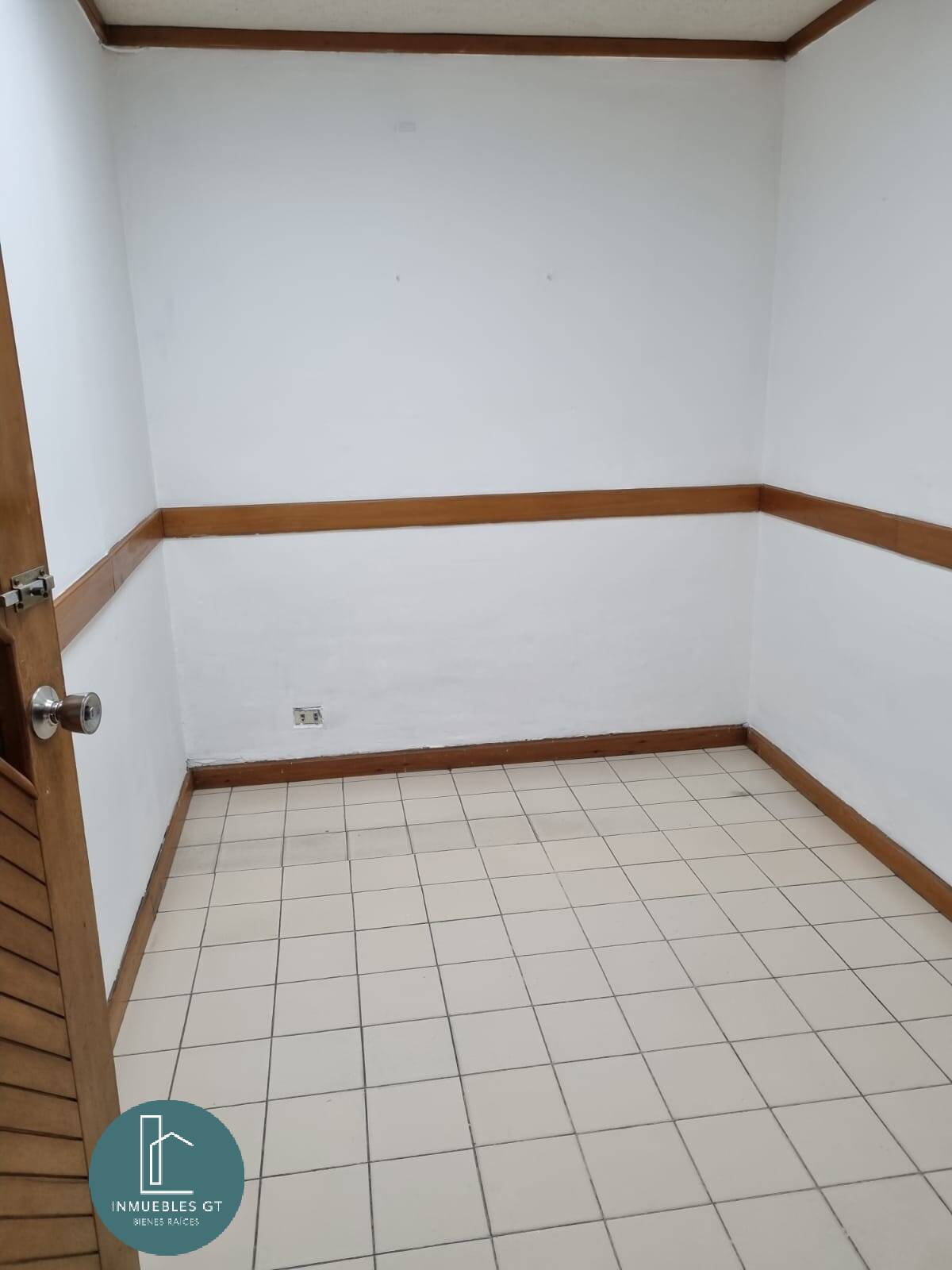 Oficina en Renta zona 9 - Miniatura 6