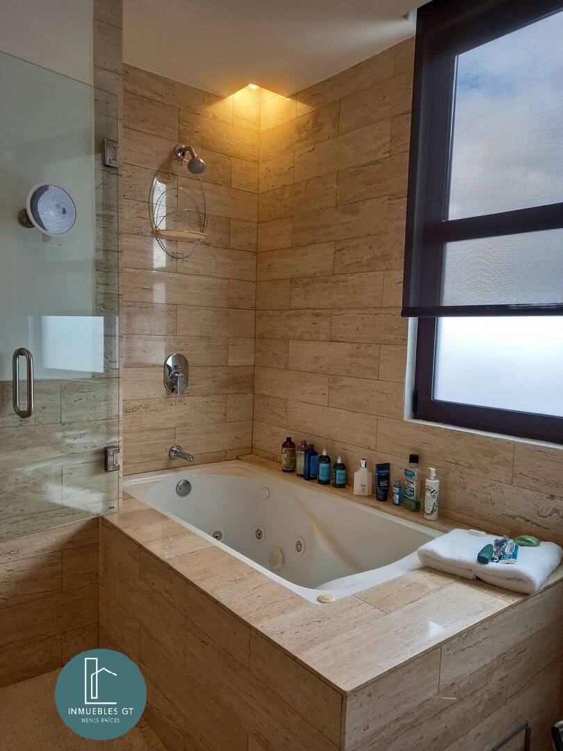 Apartamento en Venta zona 10 - Miniatura 12