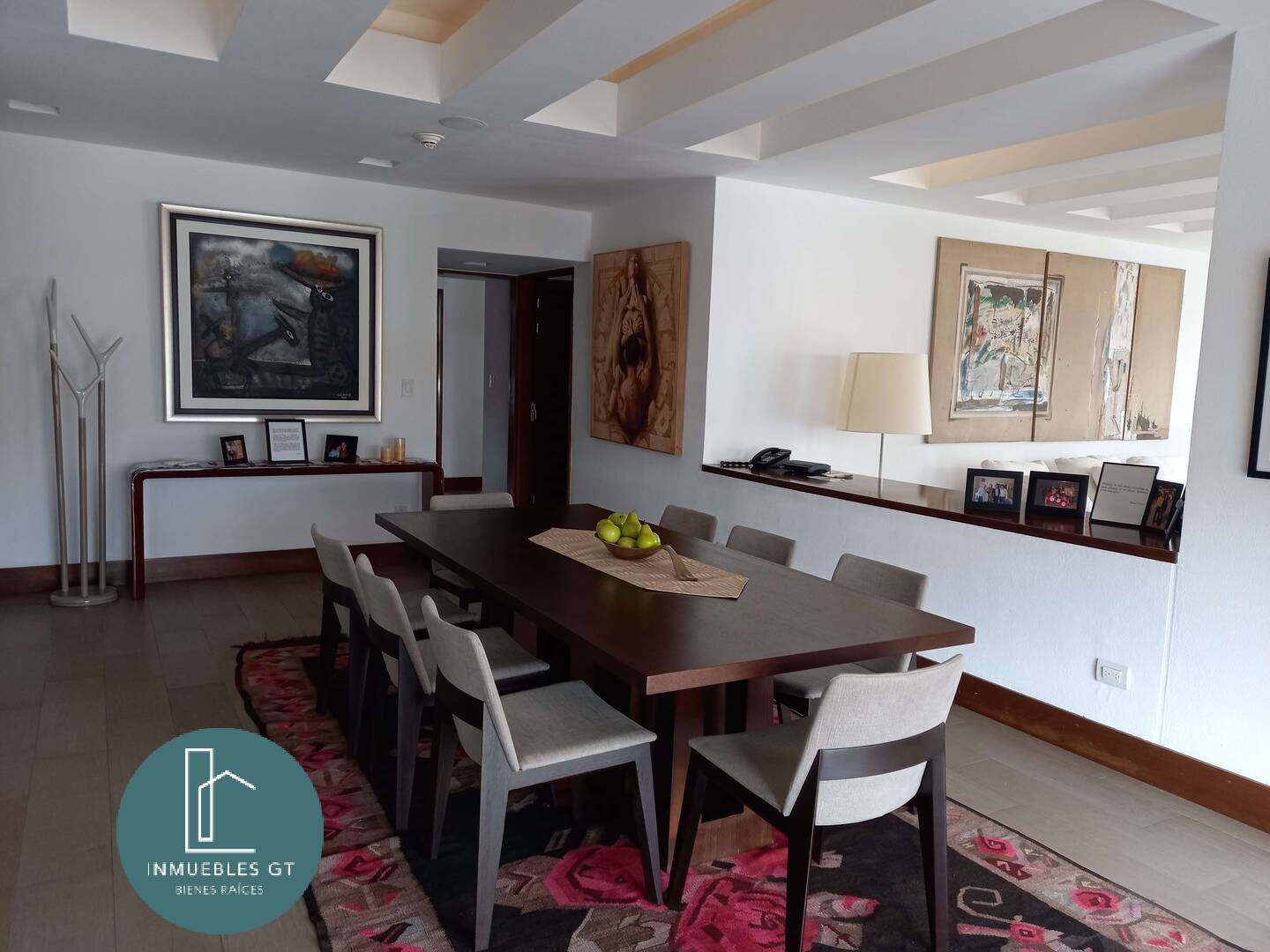 Apartamento en Venta zona 10 - Image 3