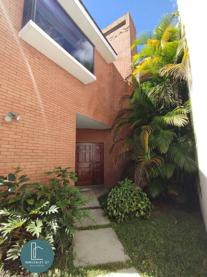 Casas en Venta zona 12 - Image 2