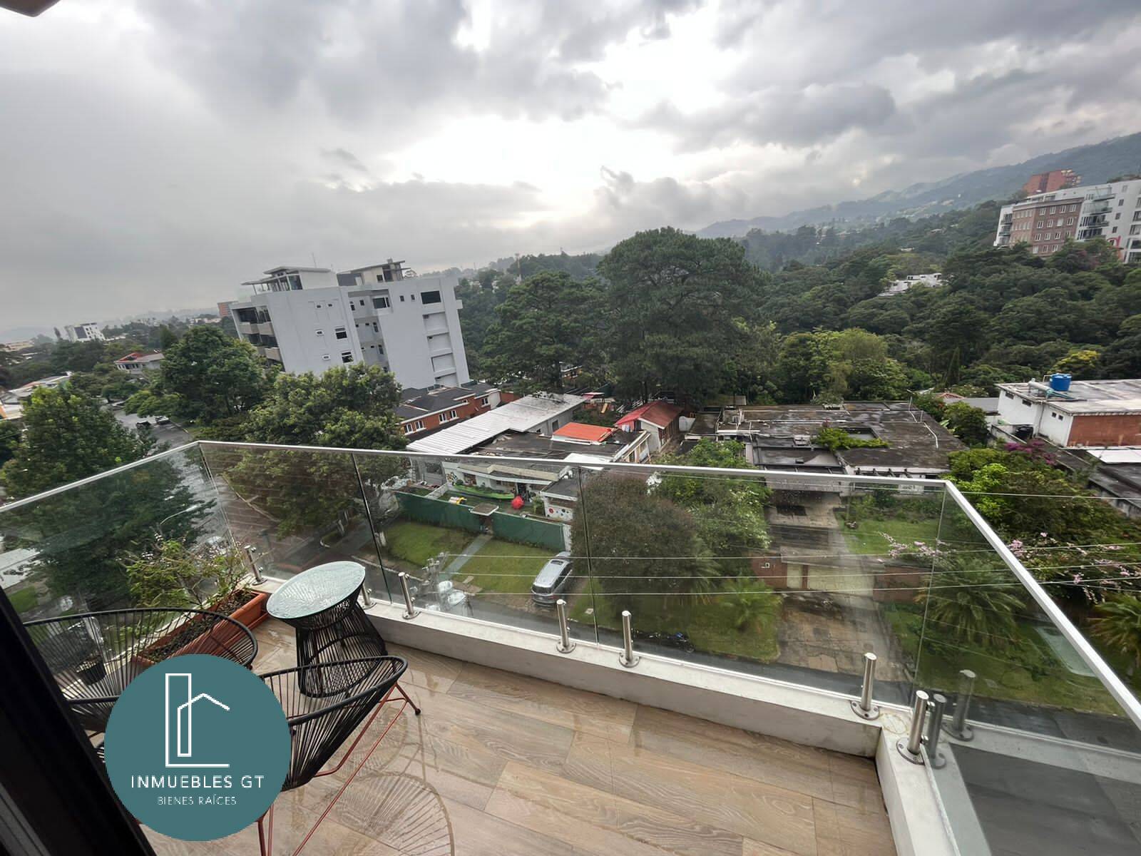 Apartamento en Venta zona 15 - Image 2