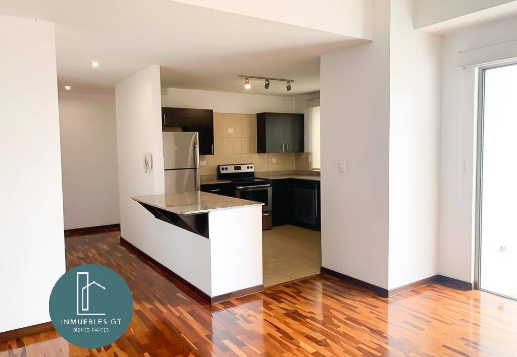 Apartamento en RENTA en zona 14 Torre Quattro - Image 2