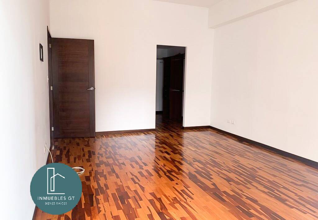 Apartamento en RENTA en zona 14 Torre Quattro - Miniatura 8