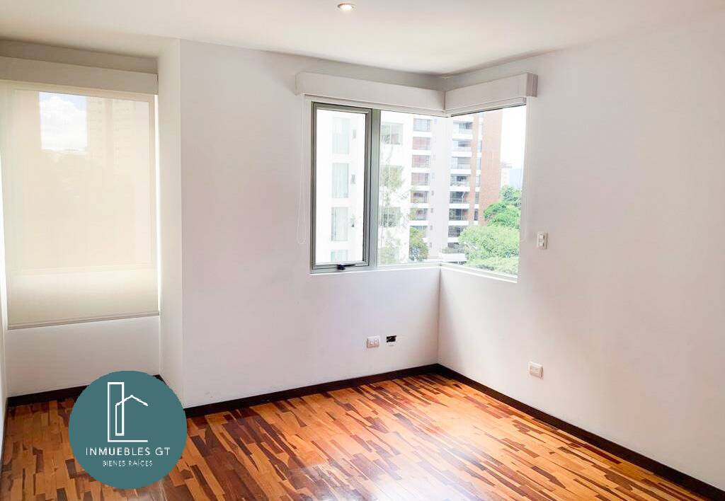 Apartamento en RENTA en zona 14 Torre Quattro - Miniatura 14