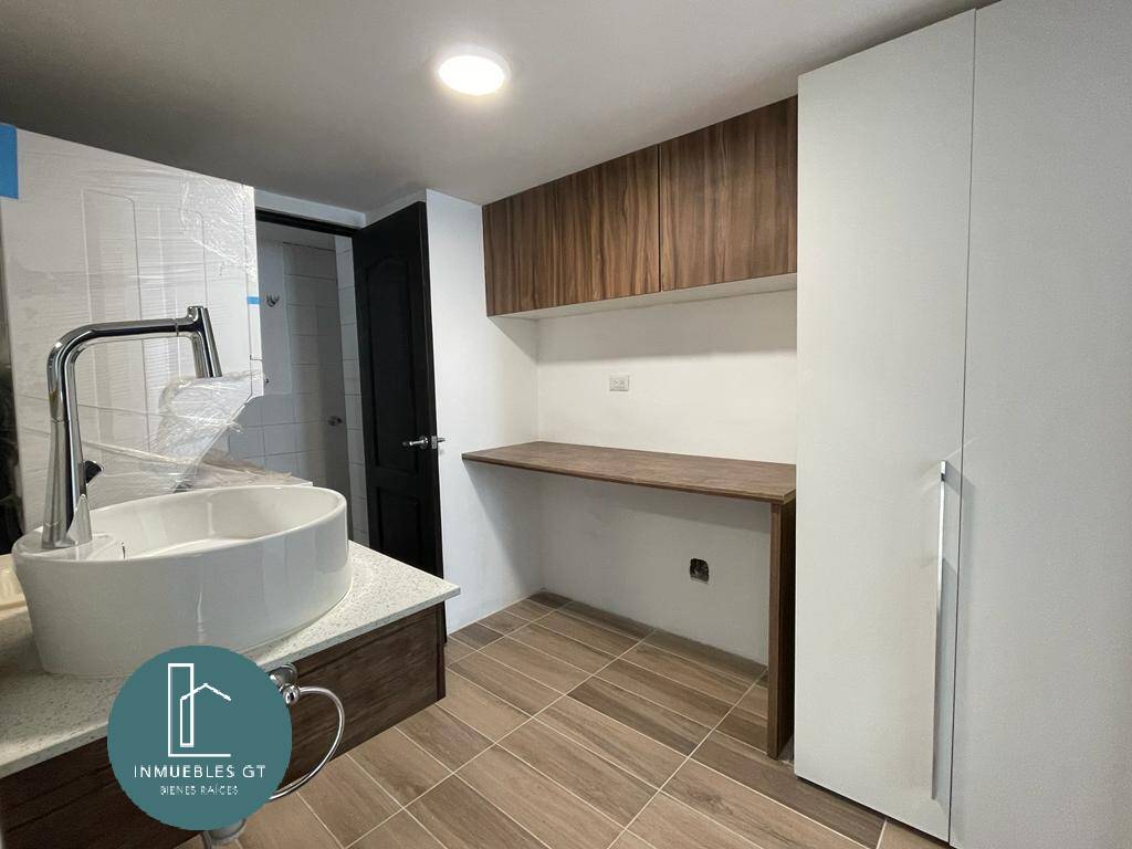 Apartamento en RENTA en Vista Verde zona 10 - Image 3