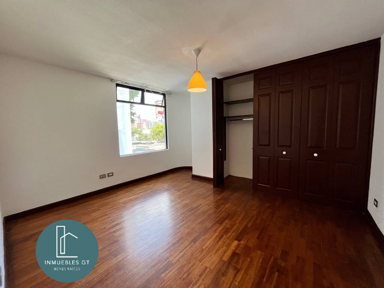 Apartamento en Renta zona 10 - Miniatura 6