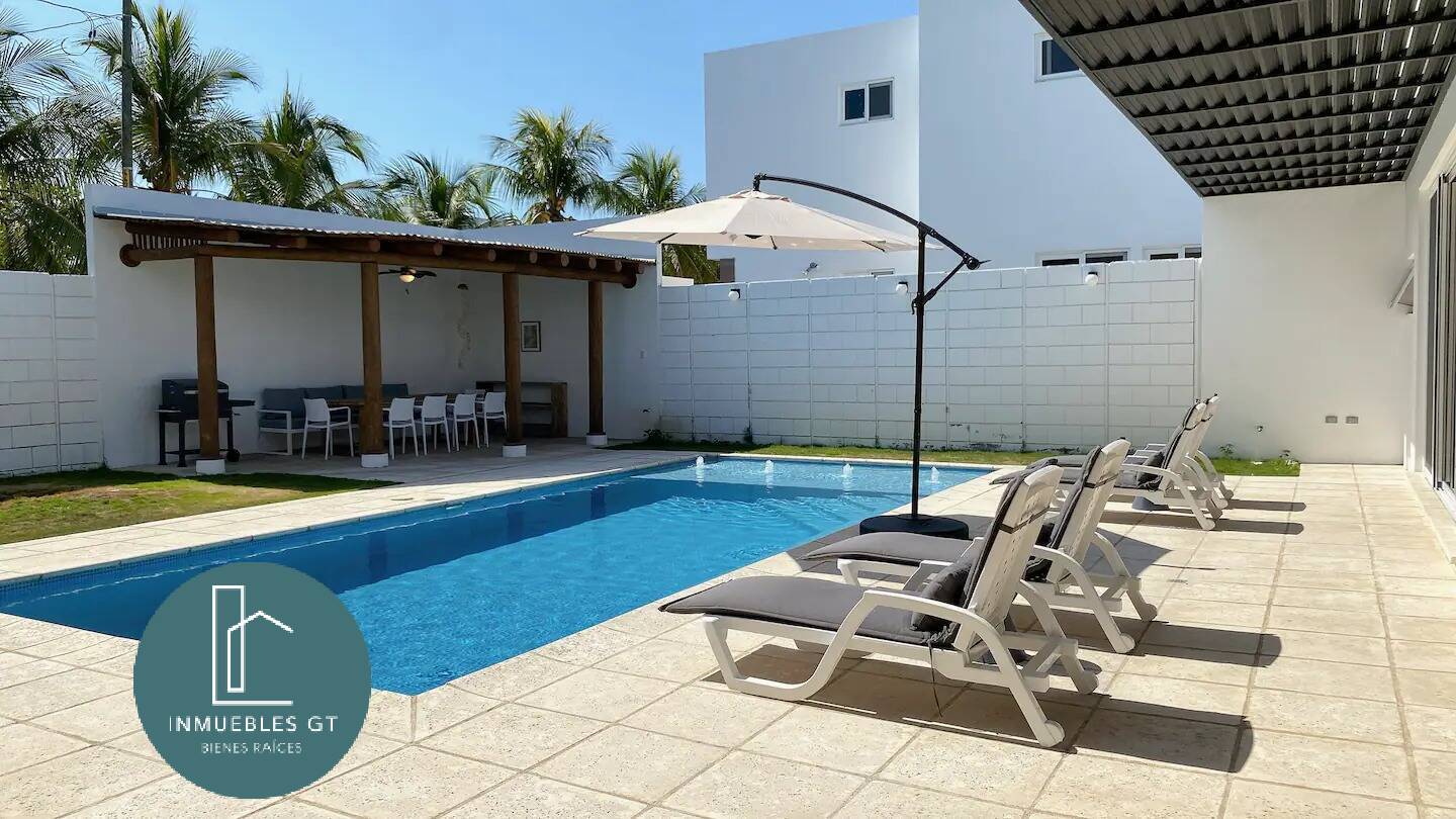 Casa de descanso en VENTA en Monterrico para estrenar - Miniatura 21